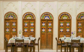 هتل تاریخی خانه آقازاده ابرکوه 2